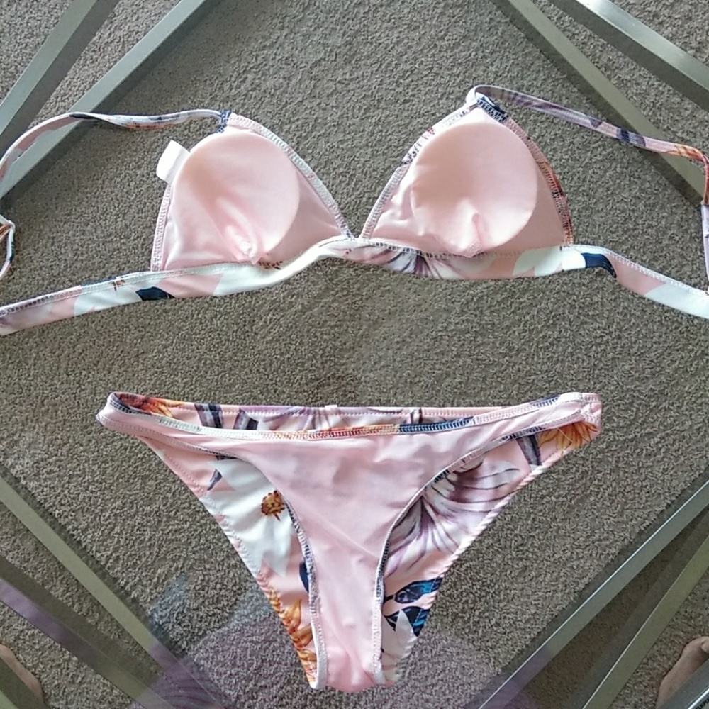 Bathing suit - Picture 4 of 4